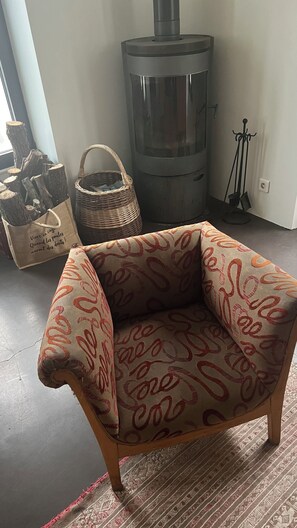 Interior - Town house in the heart of Montreuil, close to the metro, shops and cinema. (Montreuil)