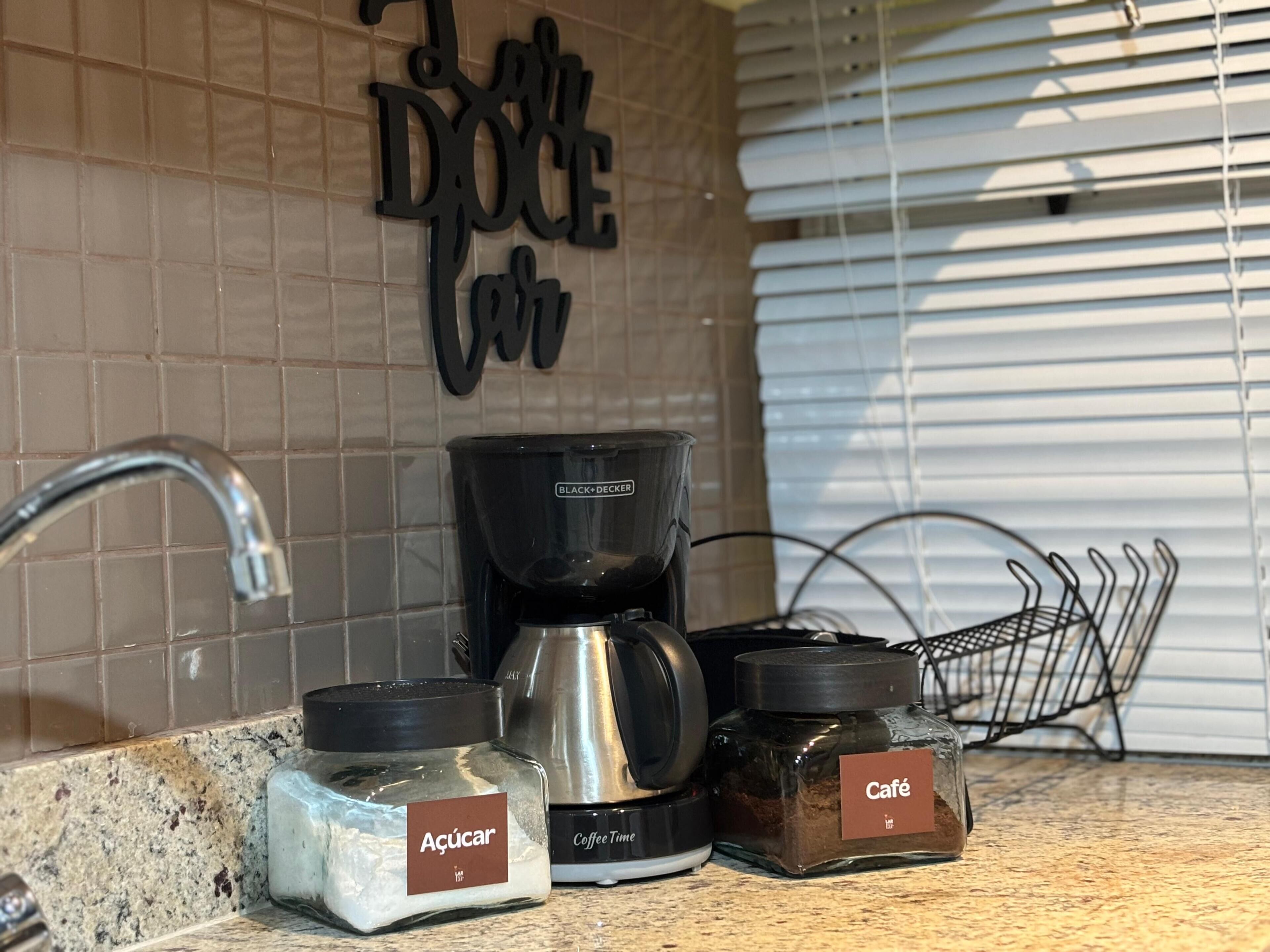 Kaffe och/eller kaffebryggare