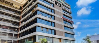 Super Hotel O Nana Chiloda Near Airport