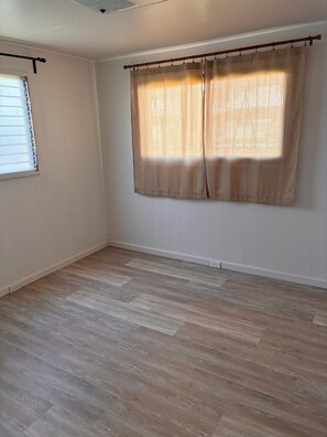 Interior - Tiny Home Honolulu (Honolulu)