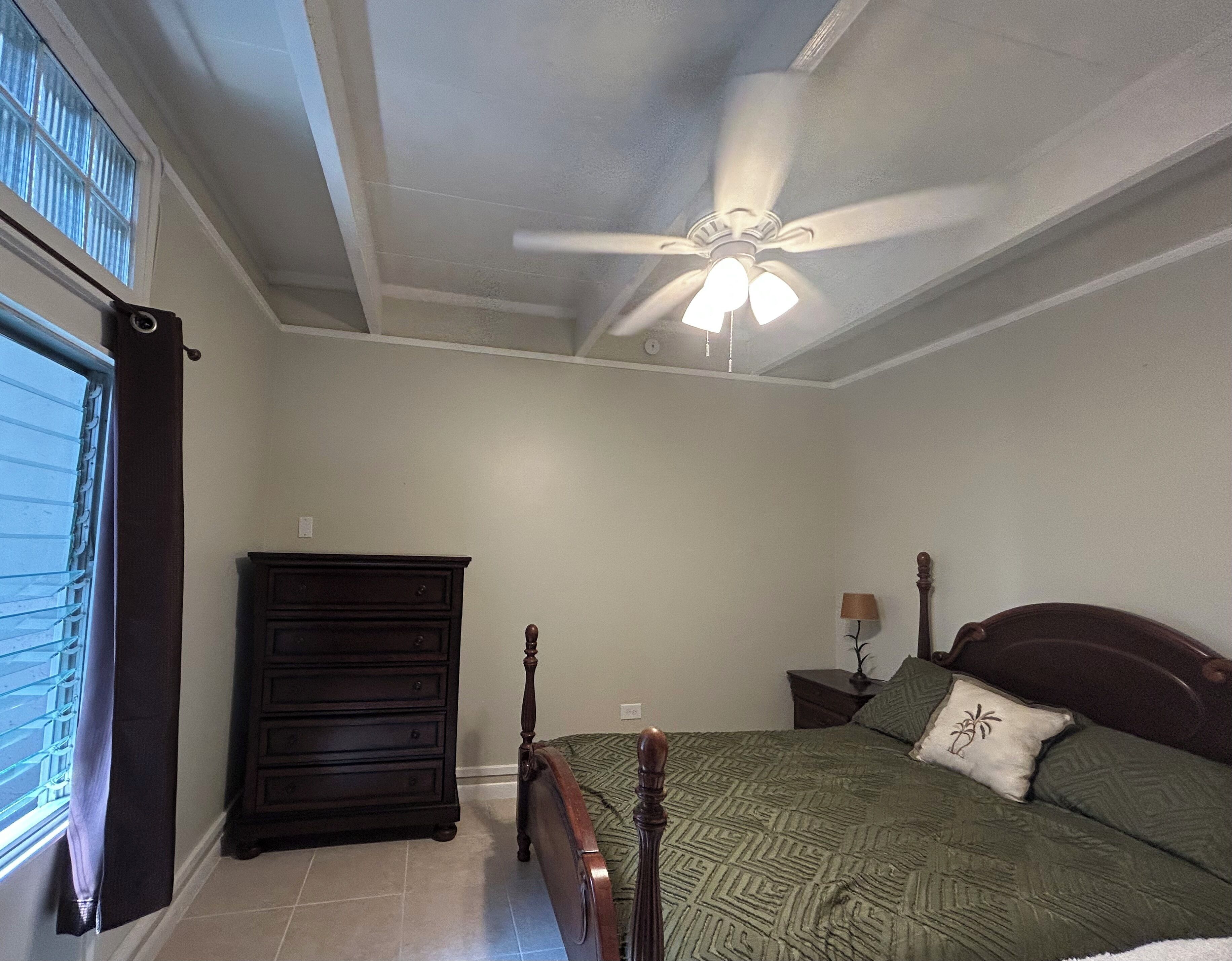 2 bedrooms, desk, free WiFi, bed sheets