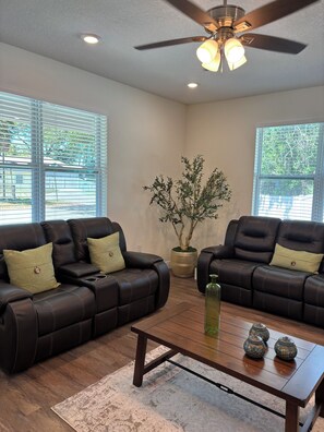 Living area - Between Rails and Smiles (Tampa)