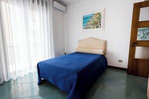 Room - Verde Acqua apartment on the waterfront in Castellammare di Stabia (Castellammare di Stabia)