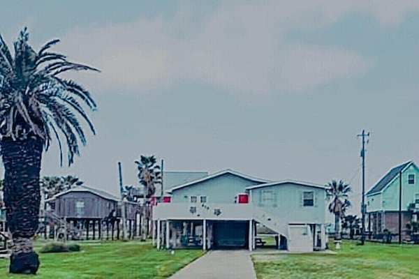 Great location with spacious yard.