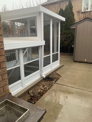 Exterior detail - Lower Unit of House in Brampton(private) (Brampton)