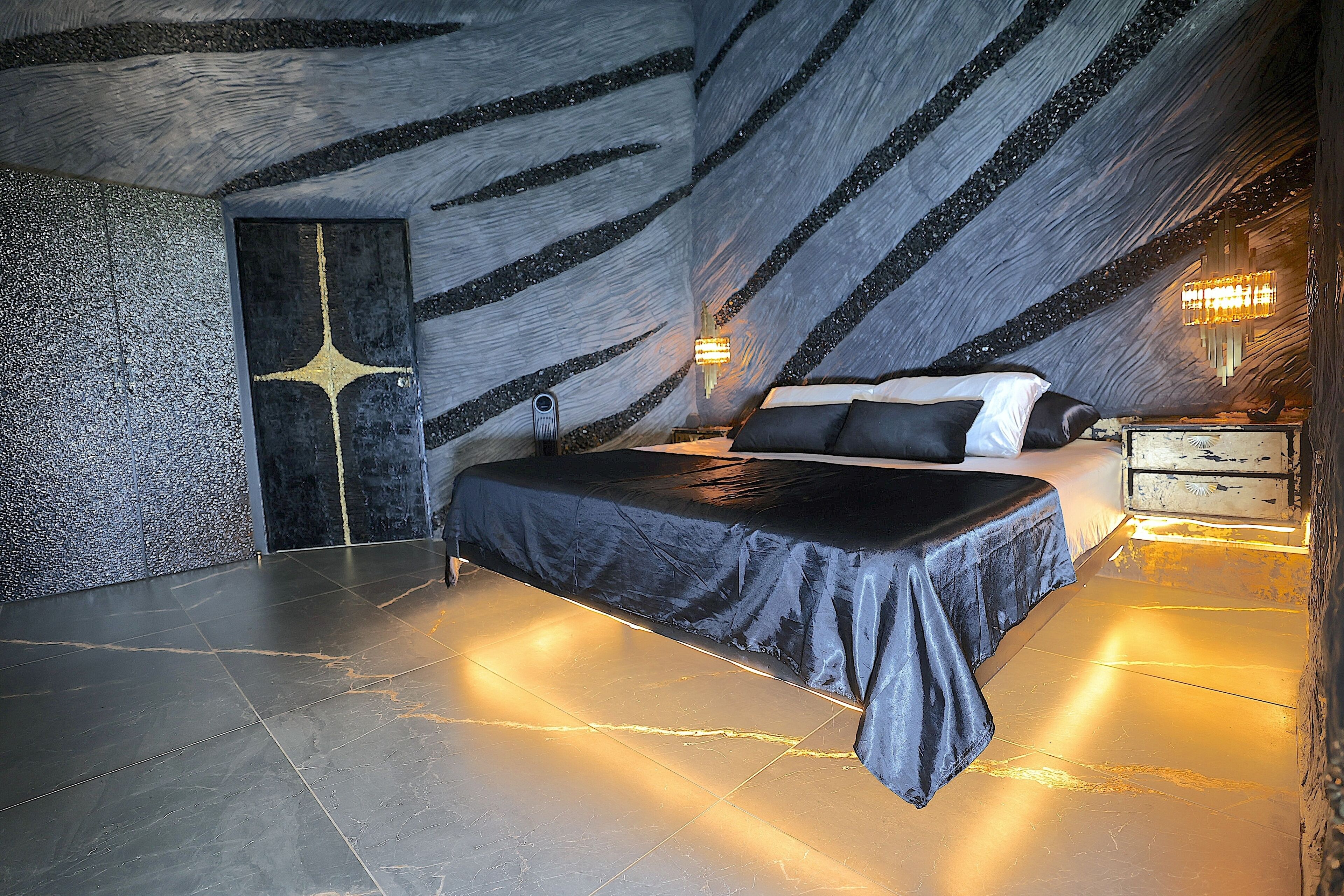4 Schlafzimmer, Bügeleisen/Bügelbrett, Internetzugang, Bettwäsche