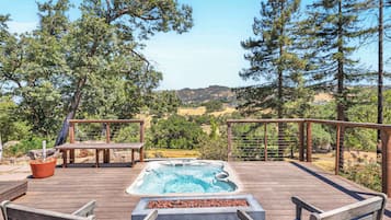 Bañera de hidromasaje exterior