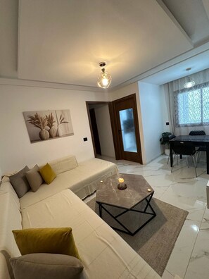 Living area - Exceptional Apartment Luxury and Absolute Comfort (Tunis)