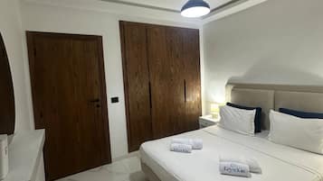 Apartment, 2 Bedrooms, Accessible, Smoking