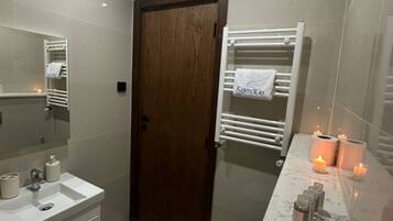 Departamento, 2 habitaciones, con acceso para personas discapacitadas, para fumadores | Baño