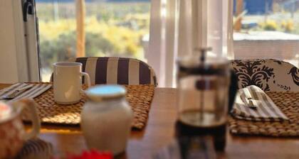Cabaña Contenedor Puesto El Arroyito Mountain cabin with unsurpassable views.