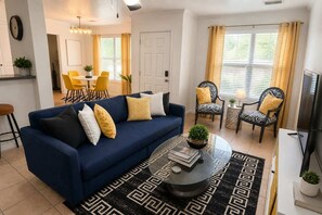 TV, offices - Oak & Yellow-2b2b, remote work, ATT stdm, wifi (Euless)