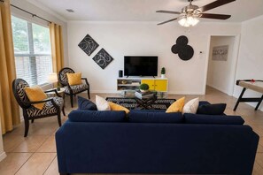TV, offices - Oak & Yellow-2b2b, remote work, ATT stdm, wifi (Euless)