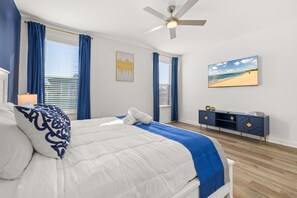 6 bedrooms, desk, iron/ironing board, free WiFi - Luxury Reunion Resort 6BR Villa Private Pool, Spa & Disney Nearby (Kissimmee)
