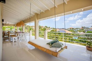 Outdoor dining - Casa Vos – 16-person villa in Jan Thiel with private swimmin (Jan Thiel)