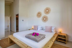 7 bedrooms, in-room safe, iron/ironing board, WiFi - Casa Vos – 16-person villa in Jan Thiel with private swimmin (Jan Thiel)