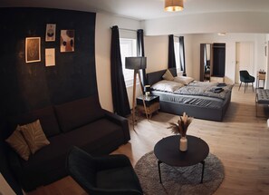 7 bedrooms, WiFi, bed sheets - Penion 44444 (Schkopau)