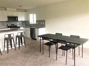 Dining - Modern Family Retreat Near Temecula Wine Country "Single room" (Winchester)