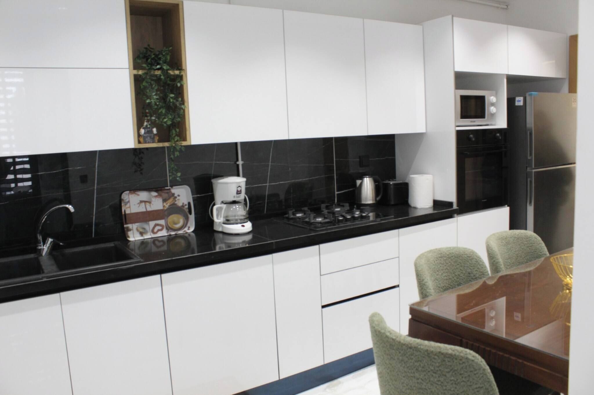 Apartment, 2 Bedrooms, Accessible, Smoking | Interior