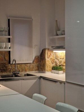 Private kitchen - Villa Muse Sea View and private Pool (Afitos)