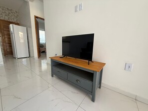 Interior - Your paradise in Unamar, right by the sea and close to everything | Sea Azul Beach House (Cabo Frio)