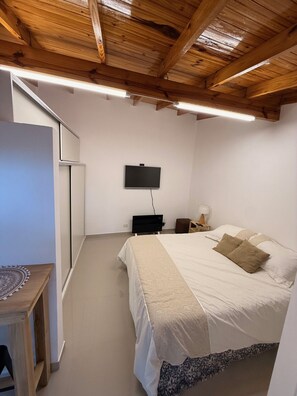 1 bedroom, WiFi, bed sheets, wheelchair access - Ezeiza Victoria Barrio Uno, only 5' min from Ezeiza airport. (Ezeiza)