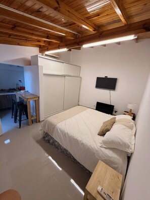 1 bedroom, WiFi, bed sheets, wheelchair access - Ezeiza Victoria Barrio Uno, only 5' min from Ezeiza airport. (Ezeiza)