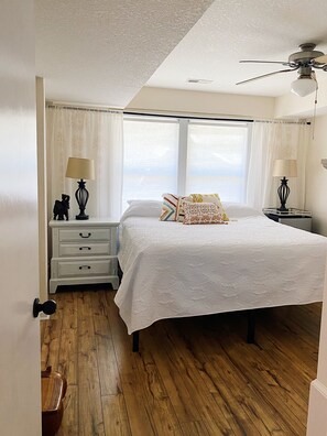 5 Schlafzimmer, Bügeleisen/Bügelbrett, WLAN, Bettwäsche