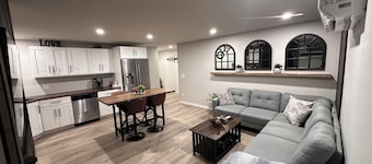 Peaceful suite at Shadow Mountain, in the heart of nature, near all amenities!