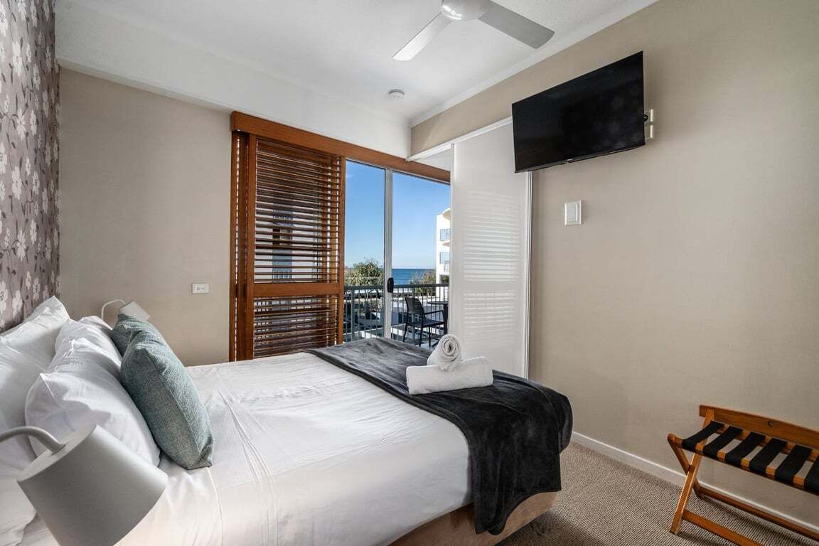 2 bedrooms