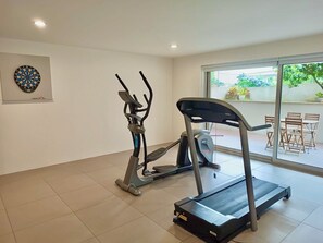 Fitness facility - Villa Branco - Private Pool & Garden (Braga)