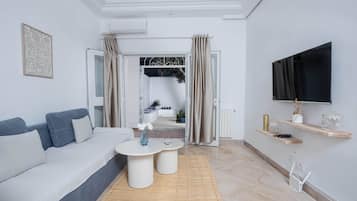 Comfort-Apartment, eigenes Bad, Gartenblick | Wohnbereich