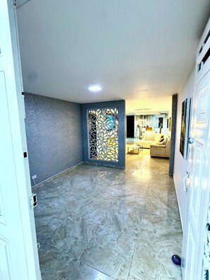 Interior - House with private pool and private parking (Cali)