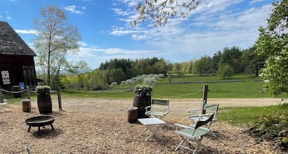 BRAND NEW LISTING!!! Rustic cabin at historic orchard & cidery. Pet-Friendly!