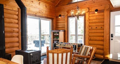 La Sainte-Paix log cabin in St-Fabien de Panet