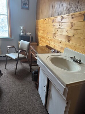 Chambre Simple, vue colline | Intérieur