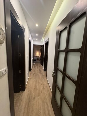 Interior - Perfect 3-bedroom apartment in Rabwat Abdoun - Family only (Amman)