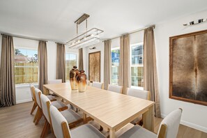 Dining - 7BR Ensuite • Pool/Spa • Bridal Prep Room •Slps 21 (Houston)