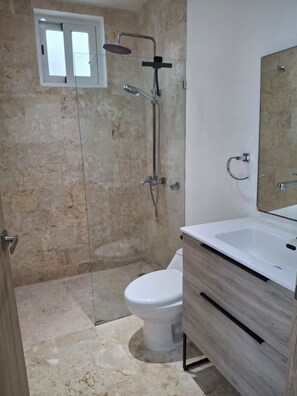 Shower, towels - Casa Tranquila at Swell (Cabarete)