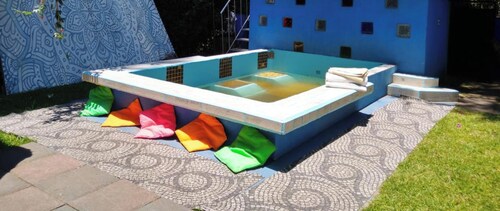 Temazcal cabañitas strategic point on Ruta Volcanes, Pasó de Cortés, Amecameca