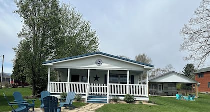 Lake Life Starts Here: 3 Bedroom 2 Bath Home on Lake Shafer