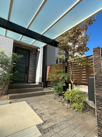 Exterior detail. 8 people OK|Private house & parking lot|Perfect for long term stays and vacations|Akari Akari
