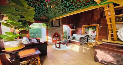 Sky Caribbean Garden: Bird Nest