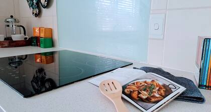 Annerley Abode - Spacious Garden Retreat Near CBD