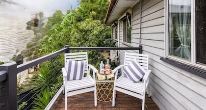 Annerley Abode - Spacious Garden Retreat Near CBD