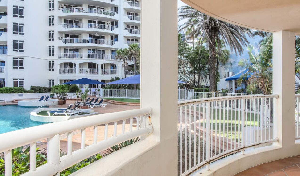 Căn hộ, ban công, quang cảnh hồ bơi | Khuôn viên nơi lưu trú