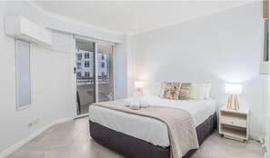 Apartamento, balcón, vistas a la piscina | Wifi gratis