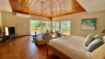 5 chambres, Wi-Fi gratuit, draps fournis