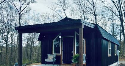 Kate’s Cottage
cozy 1-bedroom cottage nestled in the woods