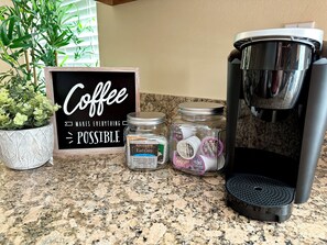 Kahvia ja/tai kahvinkeitin